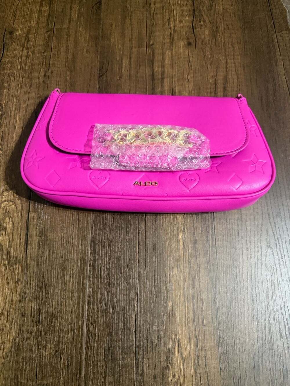 ALDO Fuchsia Pink Shoulder Bag with Gold Chain – New Without Tags